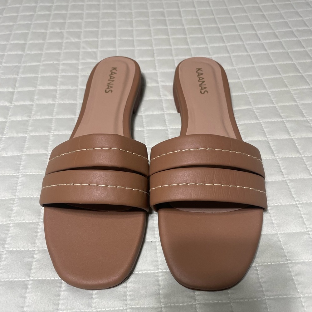 KAANAS Size 9 Sandals